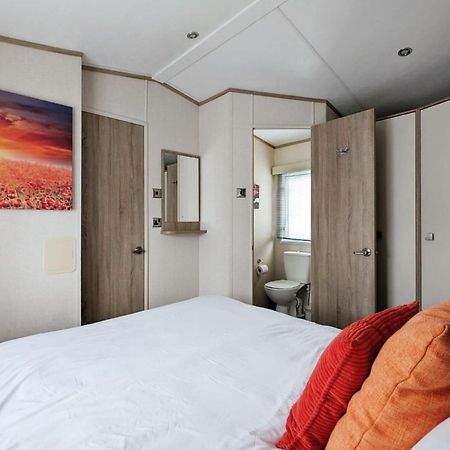 Caravan In The Cotswolds Villa Cirencester Eksteriør bilde