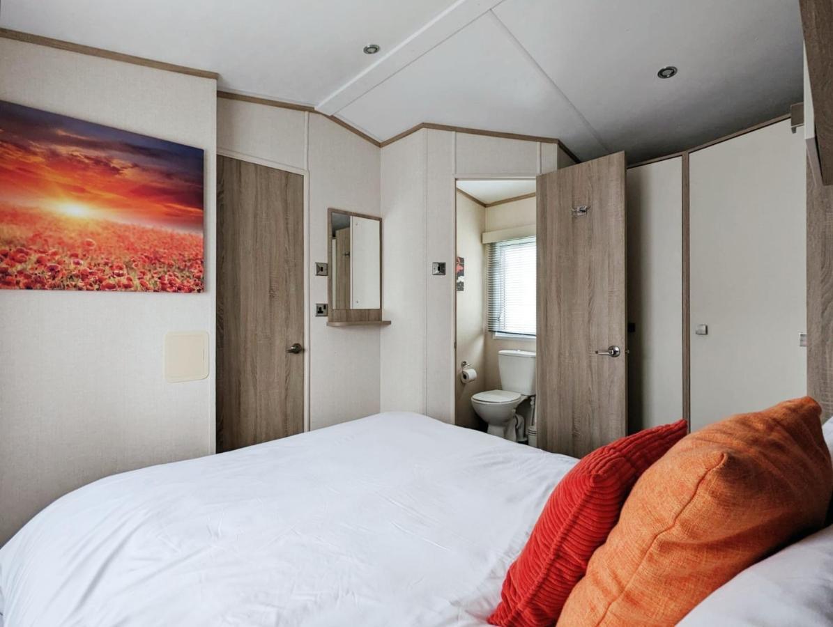 Caravan In The Cotswolds Villa Cirencester Eksteriør bilde